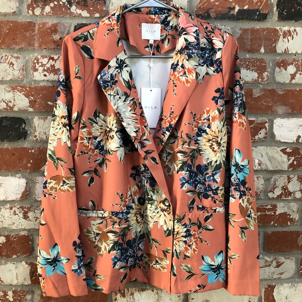 FREE w/ Bundle Vila Clothes Viriana Brown Flower Blazer